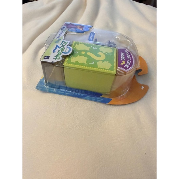 Zootopia 2 Judy Hopps Plus Mystery Figure Mystery Tails NEW in BOX - Picture 5 of 6